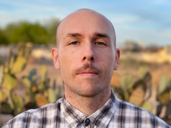 Justin Strong photo